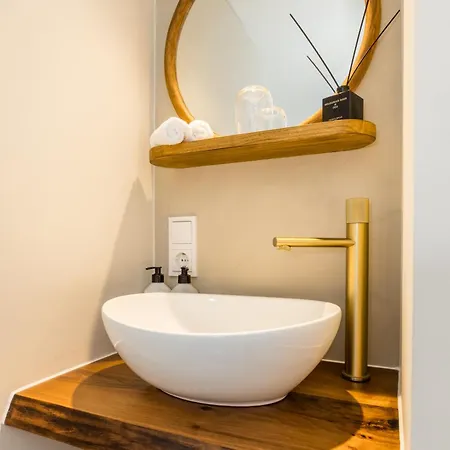 Boutiquehotel Omnia *