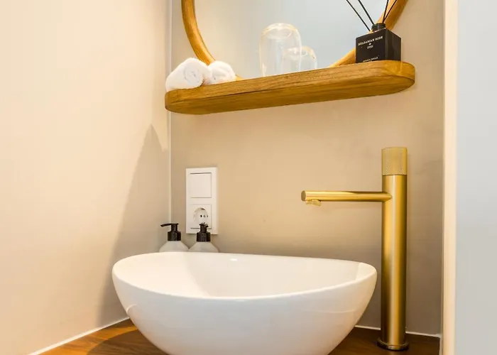 Boutiquehotel Omnia *