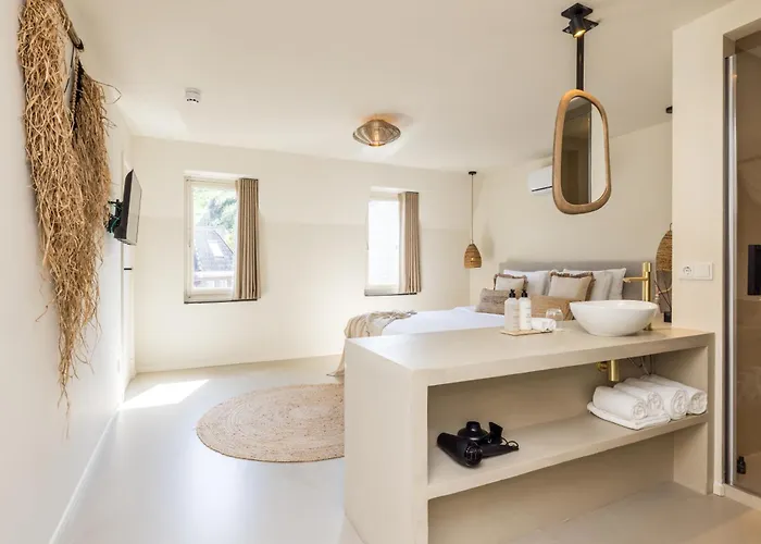 Boutiquehotel Omnia Otel *