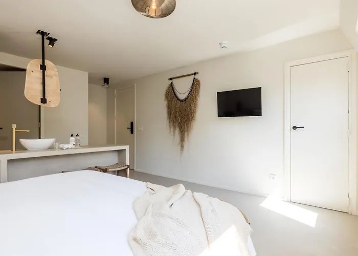 Boutiquehotel Omnia Otel *