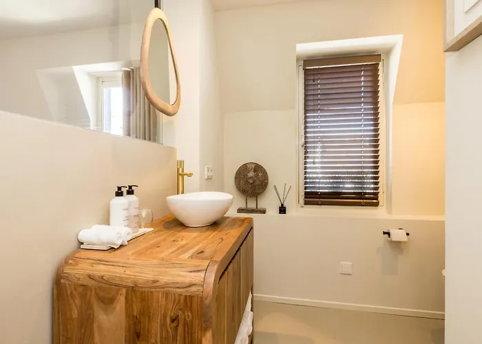 מלון Boutiquehotel Omnia *